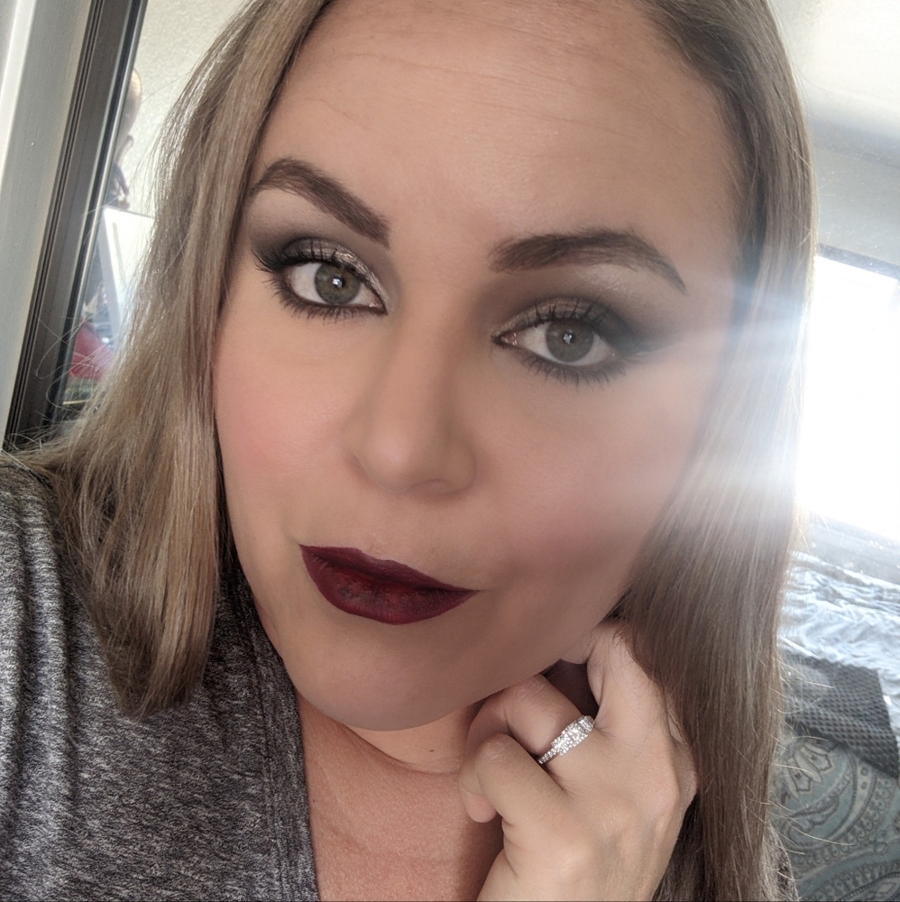 Meet your Posher, Melanie
